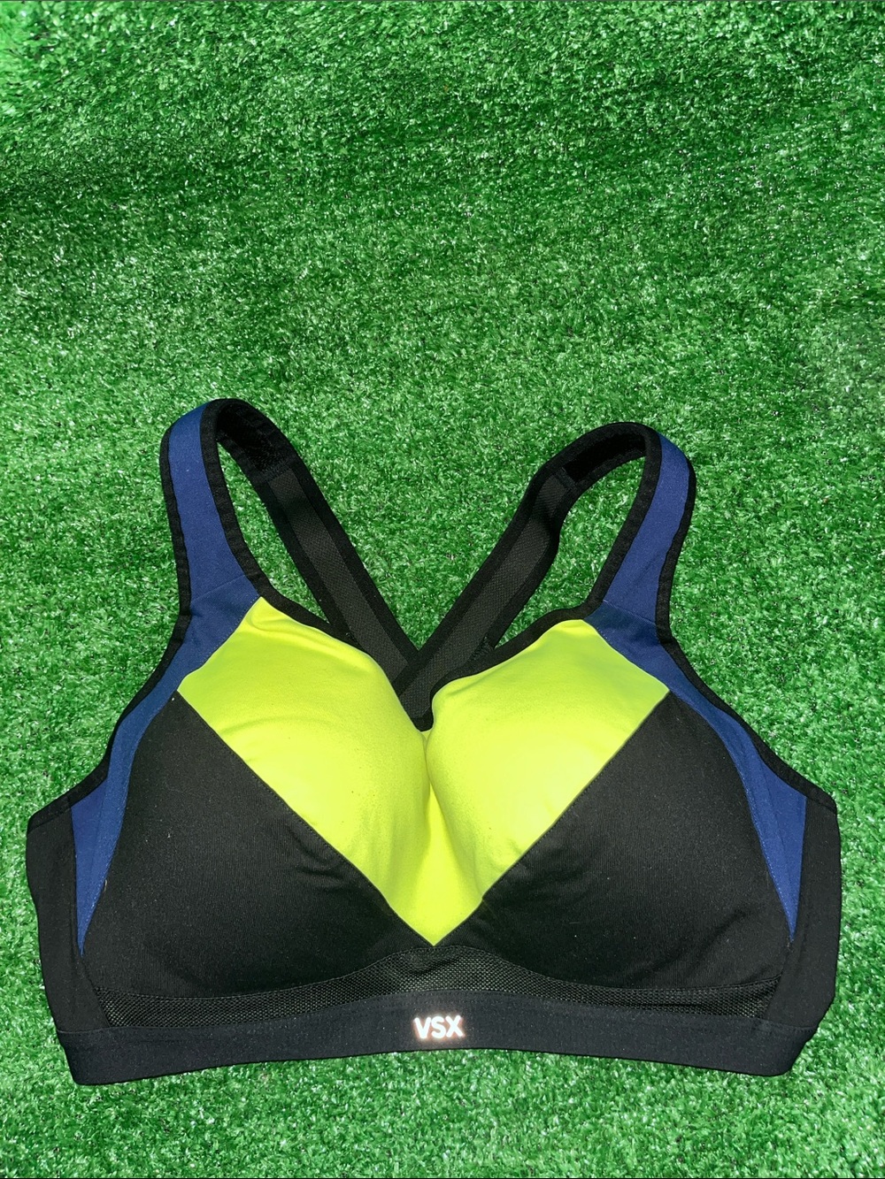 VICTORIAS SECRET VSX SPORT BRA 36DD